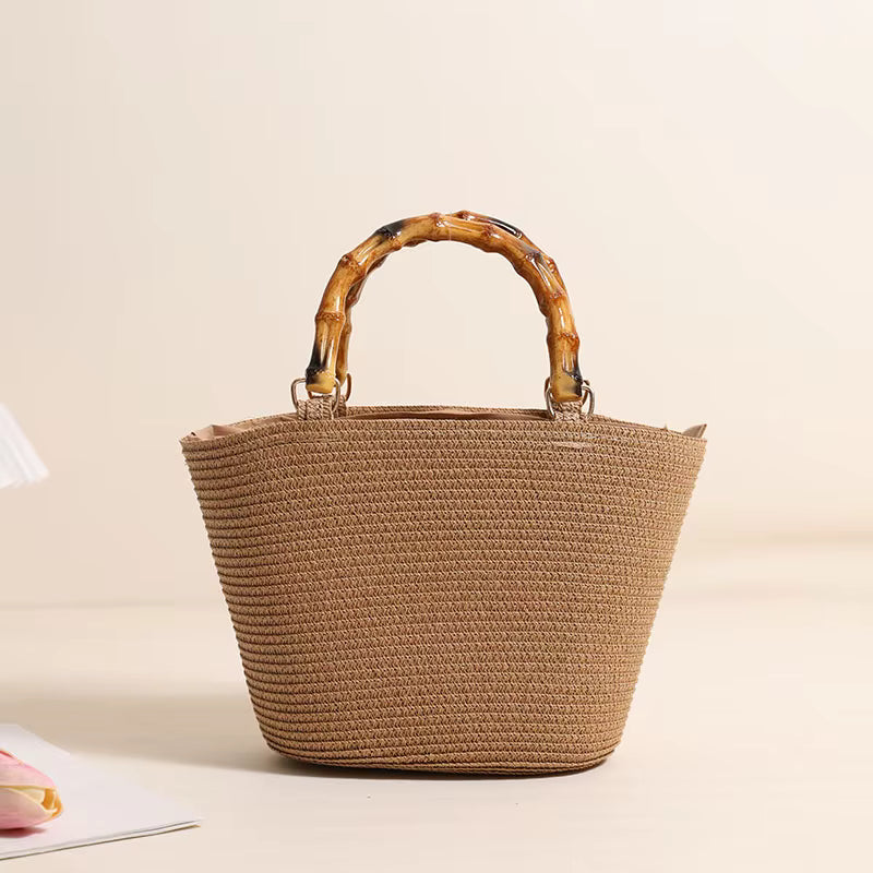 Trendig toteväska för dam – modern och stilfull handväska med bambu handtag