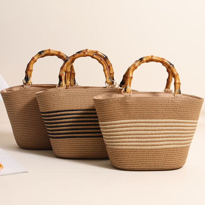 Trendig toteväska för dam – modern och stilfull handväska med bambu handtag