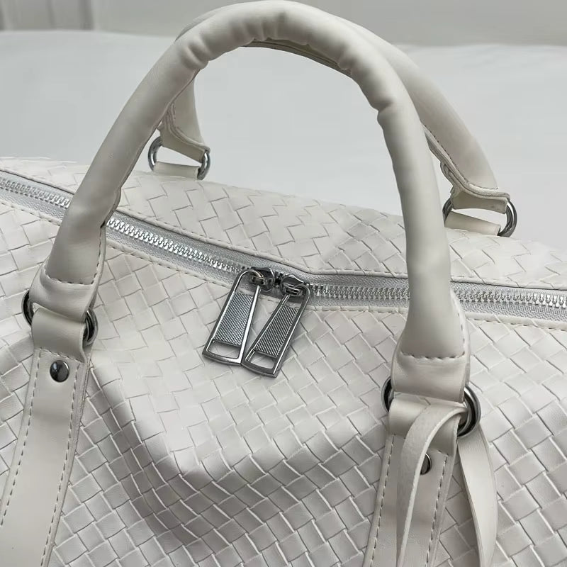 Modern weekendbag för dam – trendig och rymlig reseväska