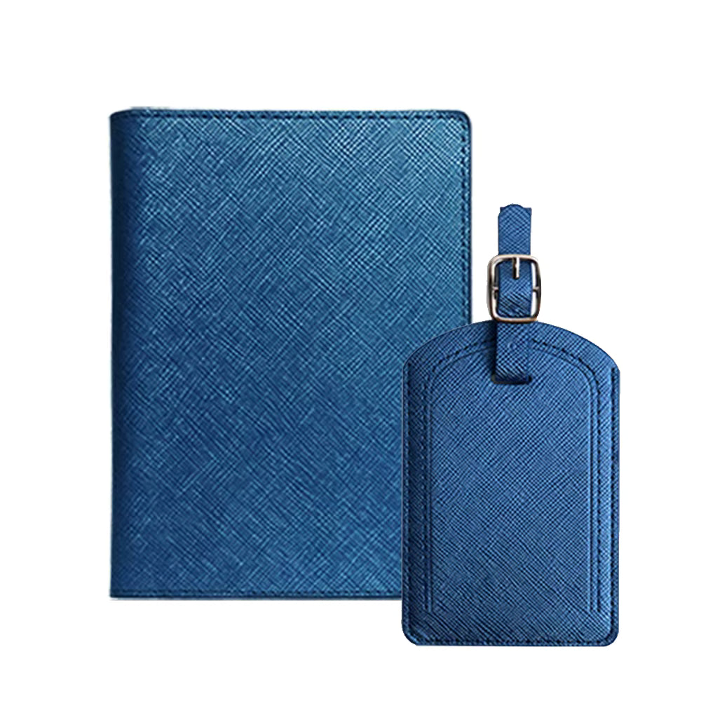 Passfodral och bagagetagg i mörkblått PU-läder – tvådelat set