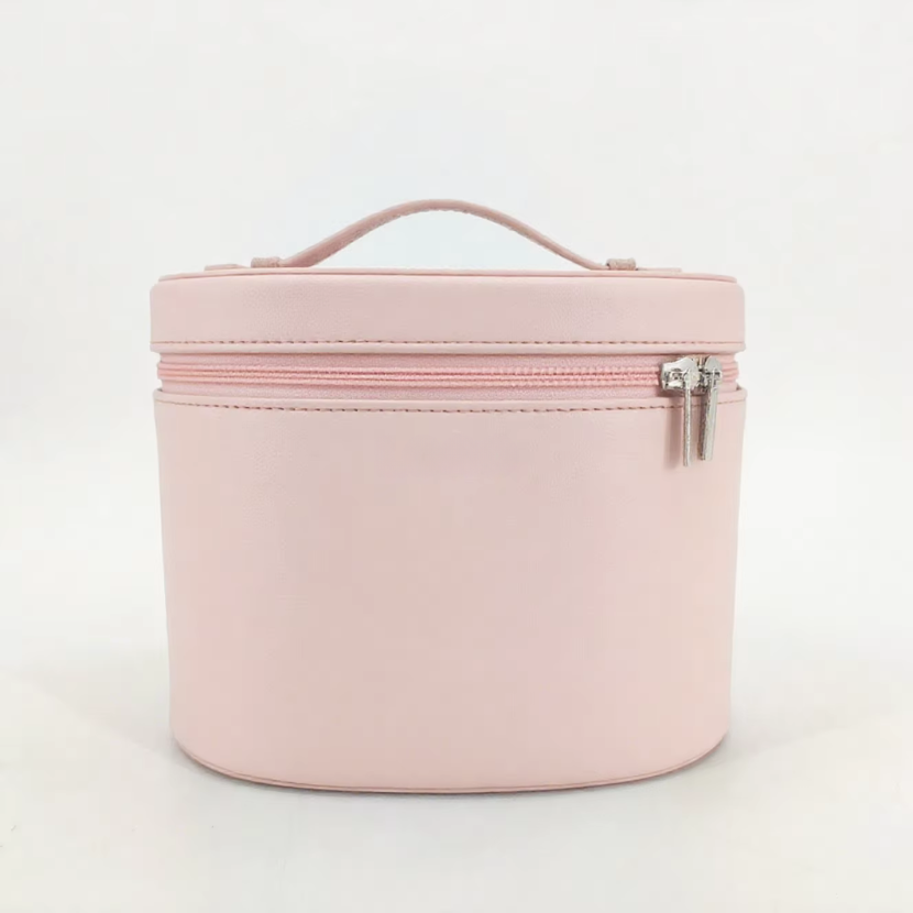 Rosa necessär i läderlook – elegant sminkväska för makeup, hudvård och resor